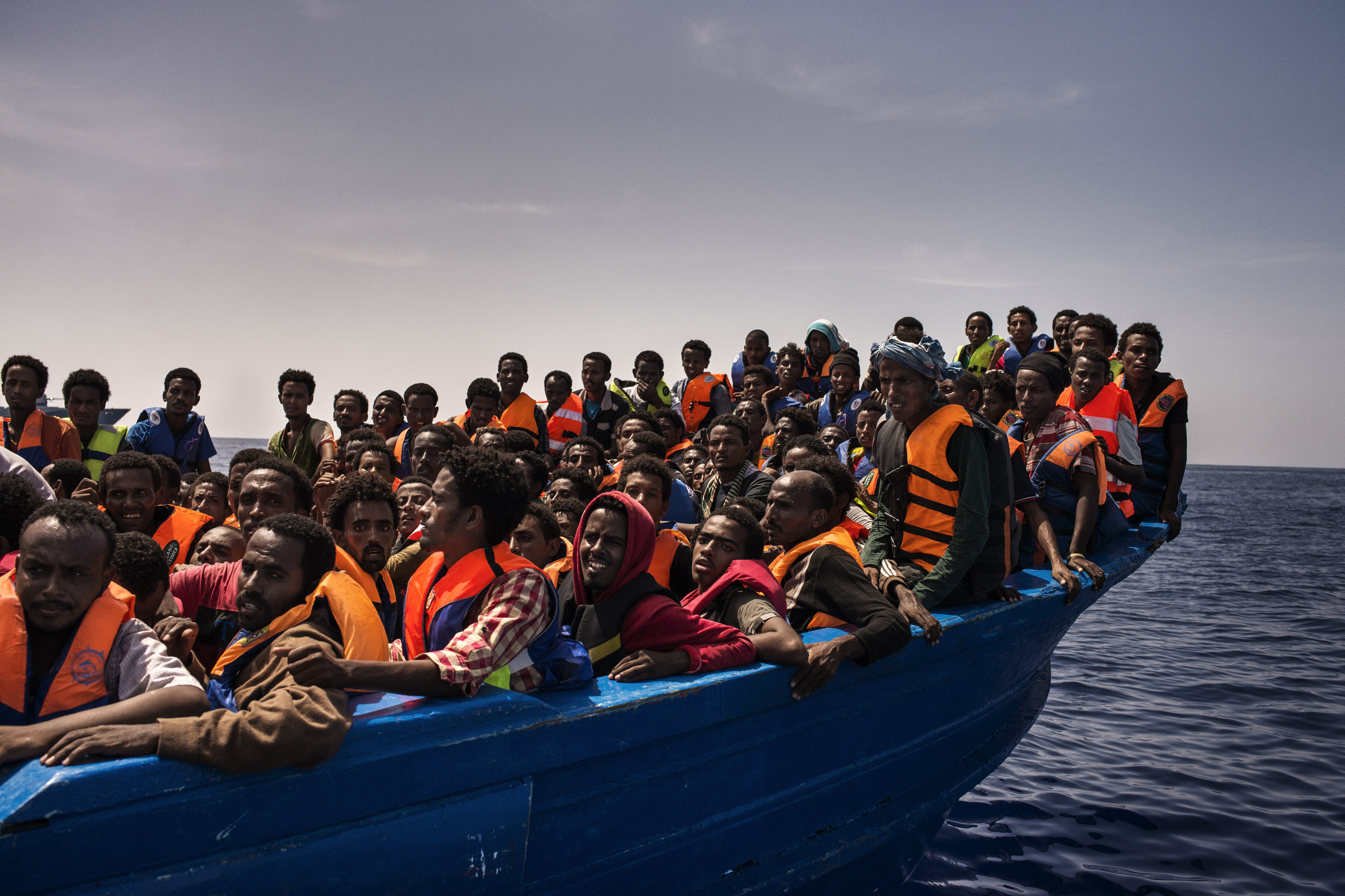 Il tema delle migrazioni nei telegiornali e sui social media dei quotidiani